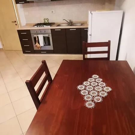 Pine Apartment Golem (Tirana)